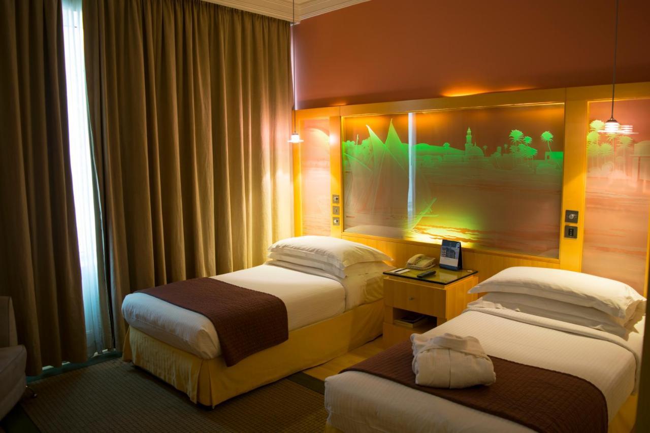 Hotel Le Royal Tower à Koweït Extérieur photo