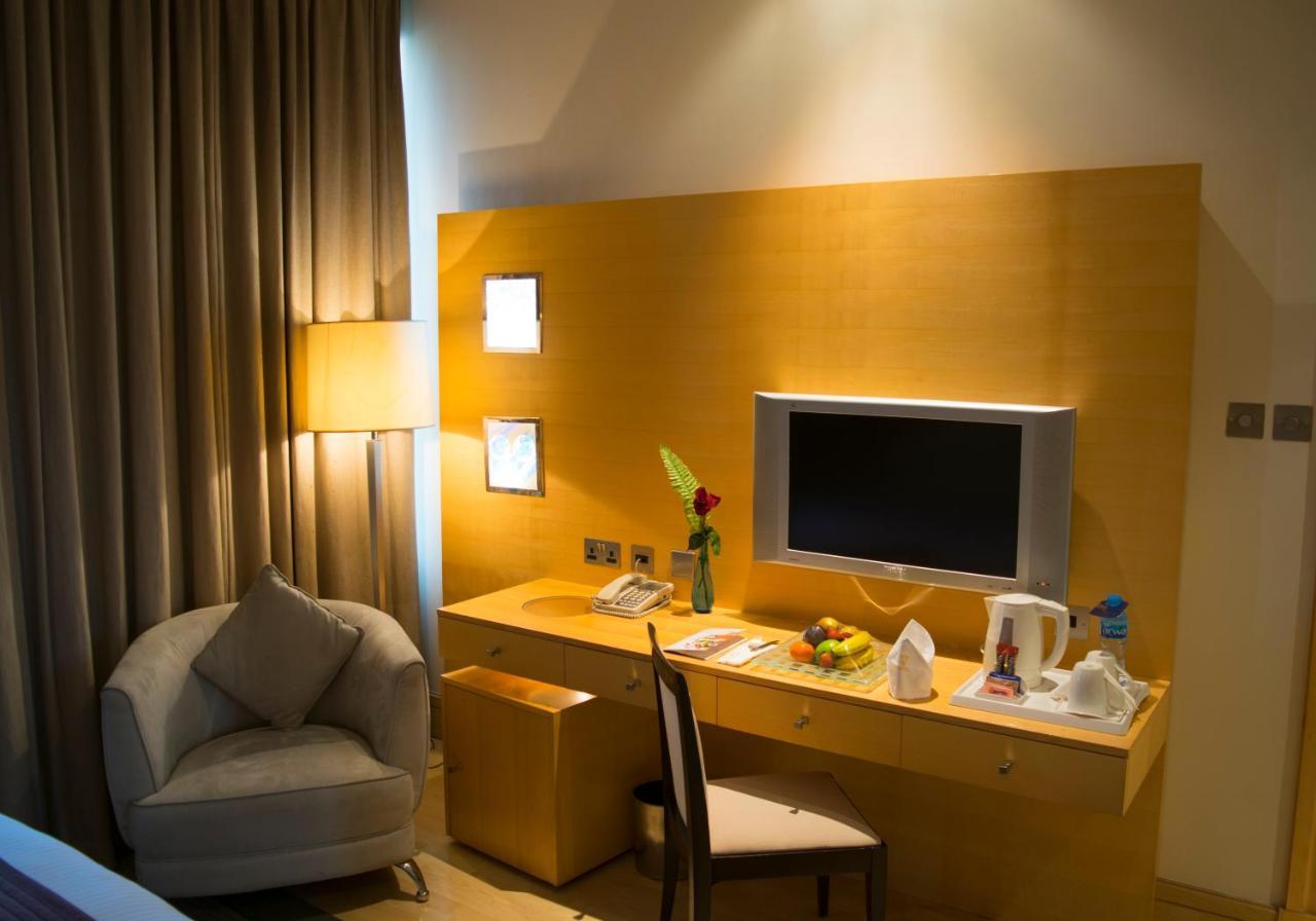 Hotel Le Royal Tower à Koweït Extérieur photo